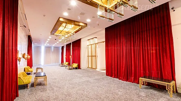 Crystal BallRoom, Основной зал — фото
