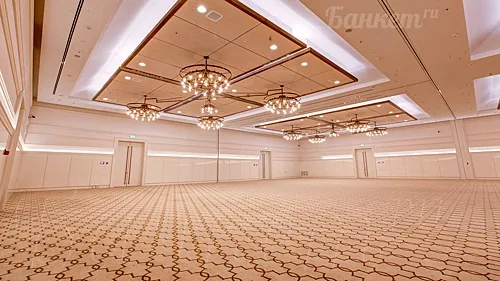 Основной зал — Crystal BallRoom