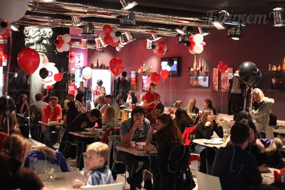 Основной зал — Пиццерия Перцы