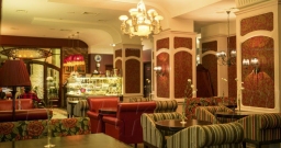 Основной зал