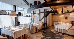 Основной зал