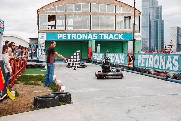 Основной зал — Sky Karting, Москва