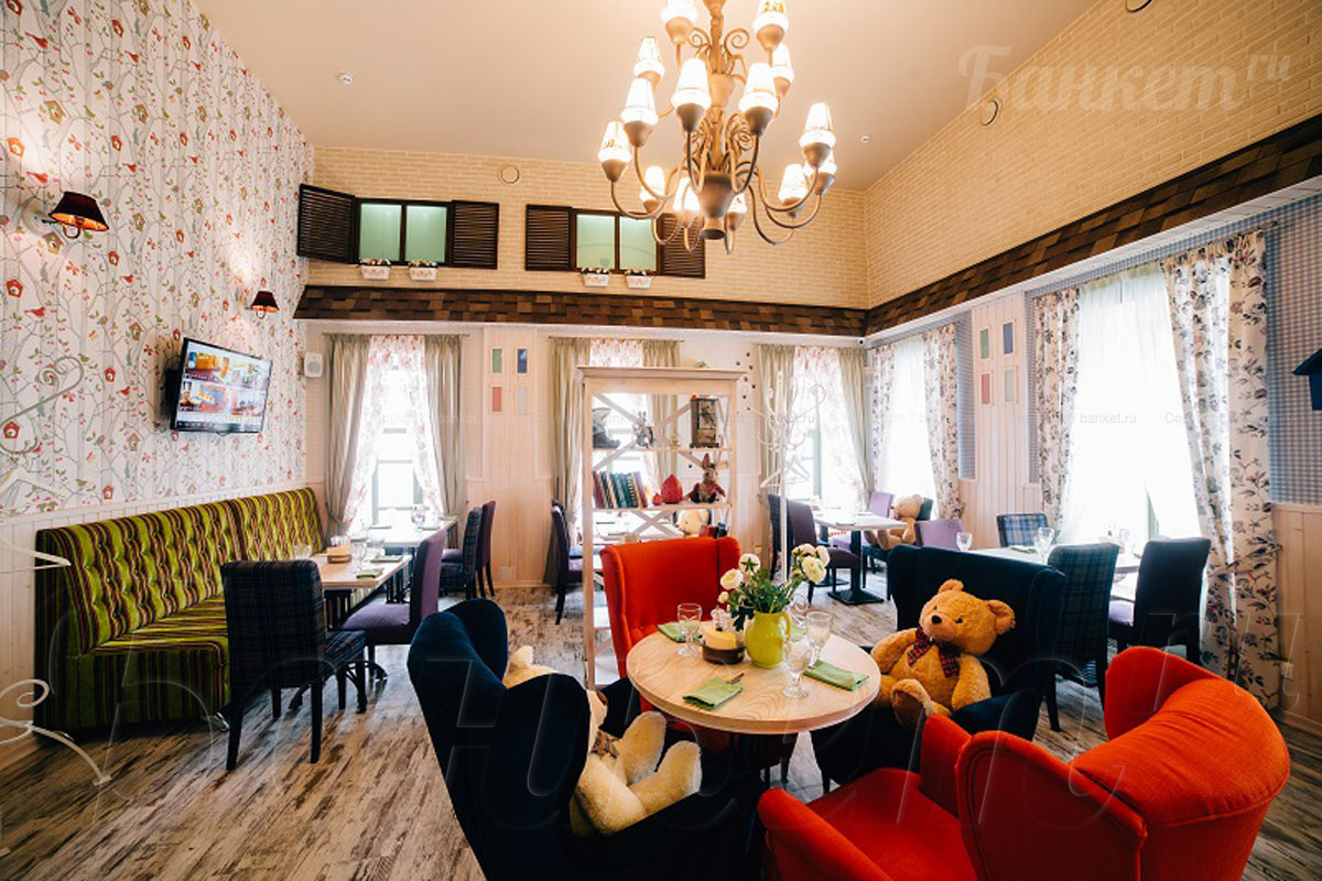 Основной зал — Семейное кафе-кондитерская АндерСон