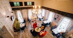 Основной зал