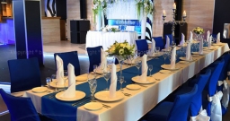 Основной зал