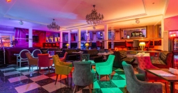 Основной зал — подробнее о зале