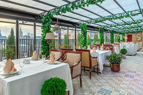 Основной зал — Ресторан Café Bellissima, Москва