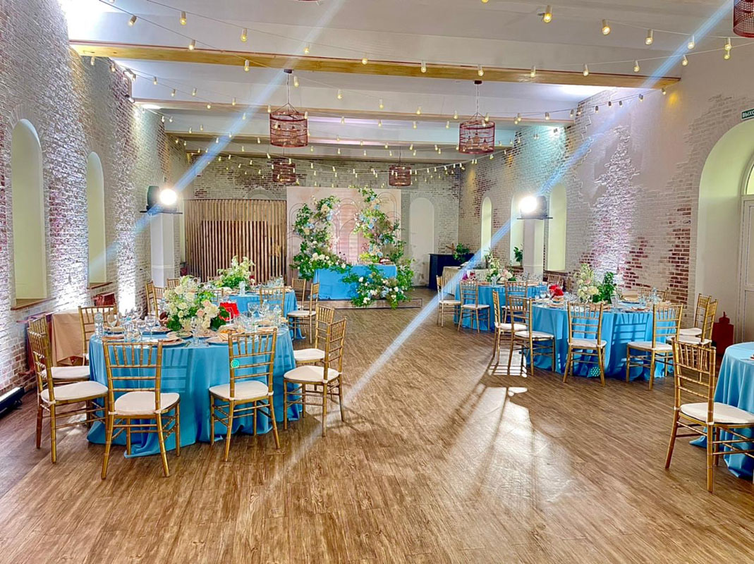 Пирогово Эвент шатер и Sunny bay — Банкетный зал Галерея