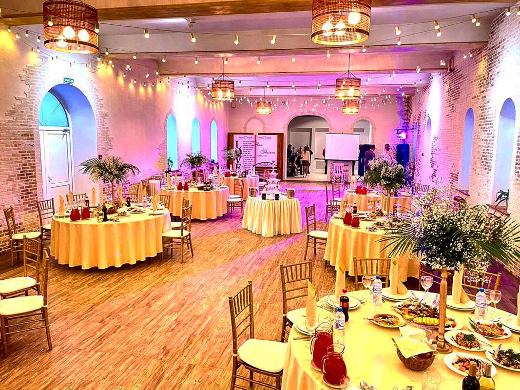 Пирогово Эвент шатер и Sunny bay — Банкетный зал Галерея