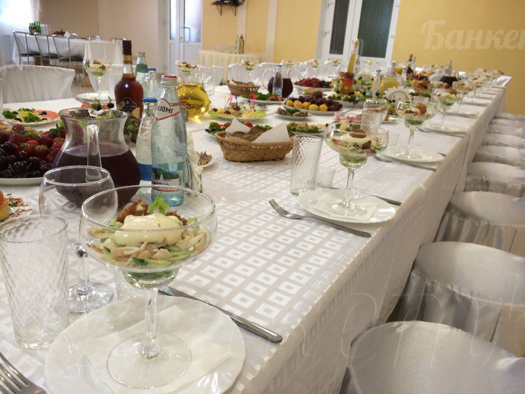 Зал на 200 человек — Семейное кафе Отдых