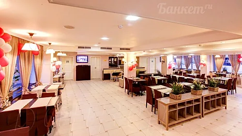 Основной зал — Кафе Экспресс, Москва