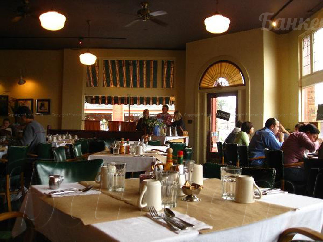 Зал 1 — Кафе Сундук