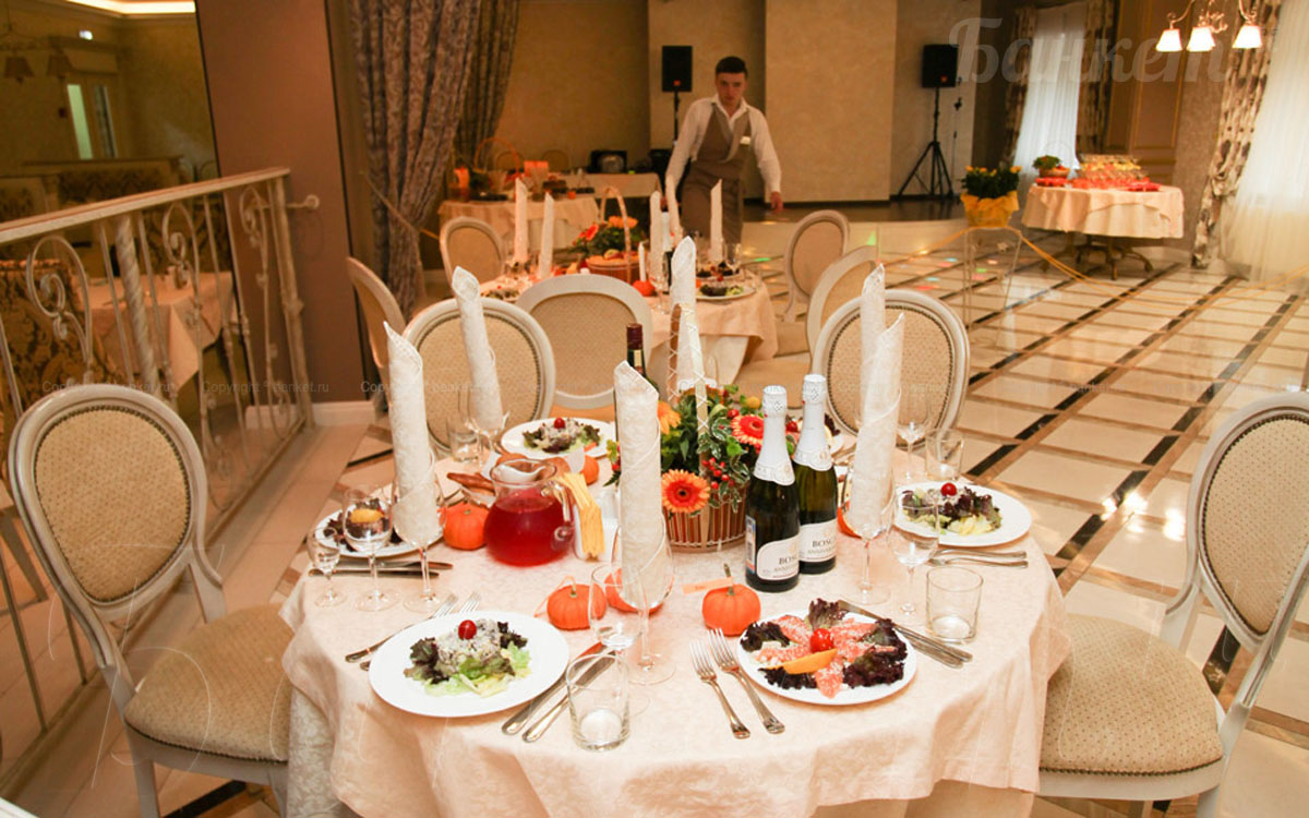 Основной зал — Багратион Холл