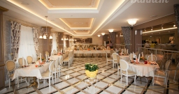 Основной зал