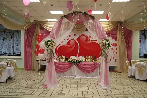 Банкетный зал — База отдыха Лесные поляны