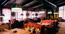 Зал на 100 человек