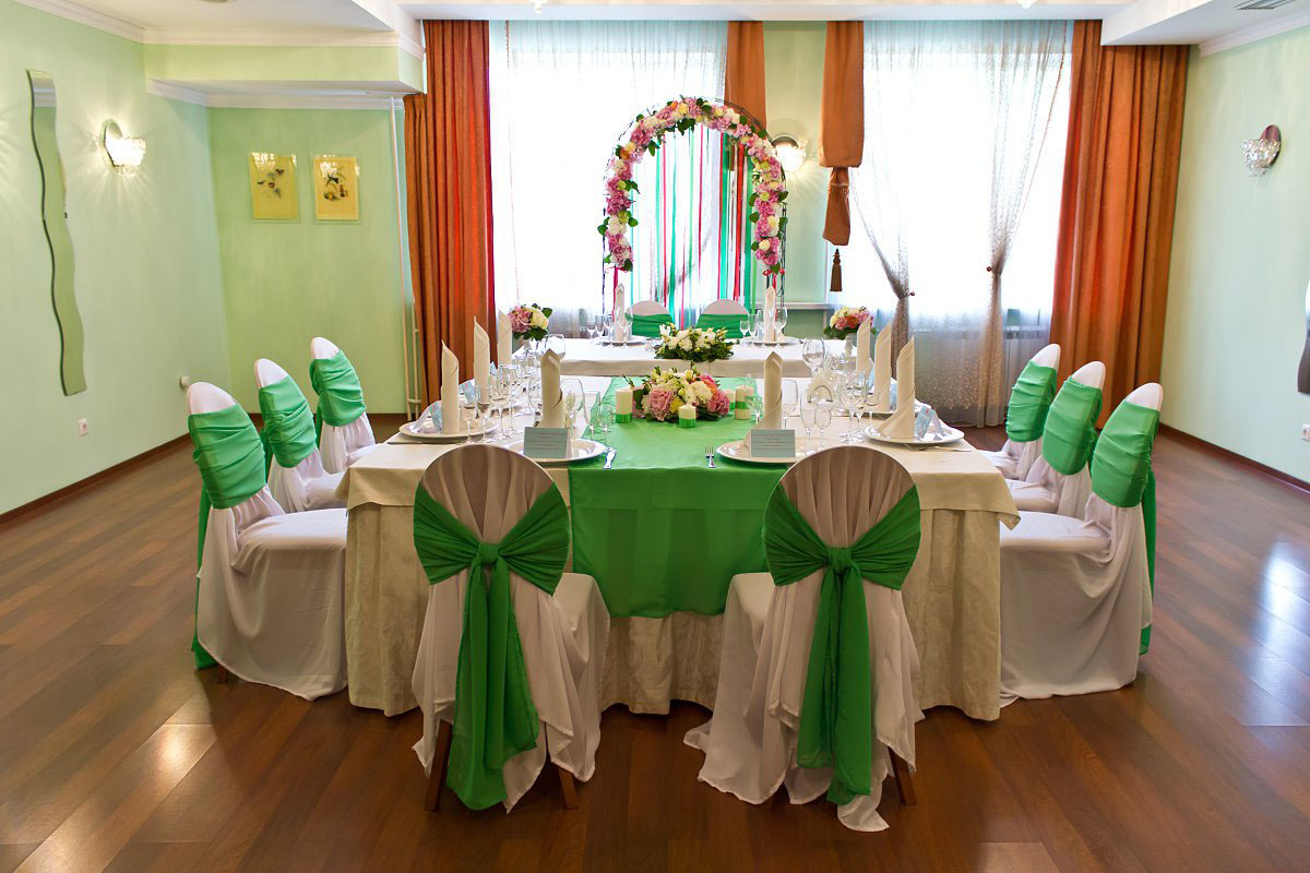 Малый зал — Ревиталь Парк