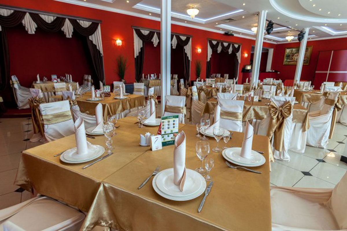 Банкетный зал на 150 человек — фото 7