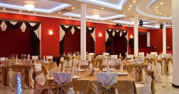 Банкетный зал на 150 человек — фото 4