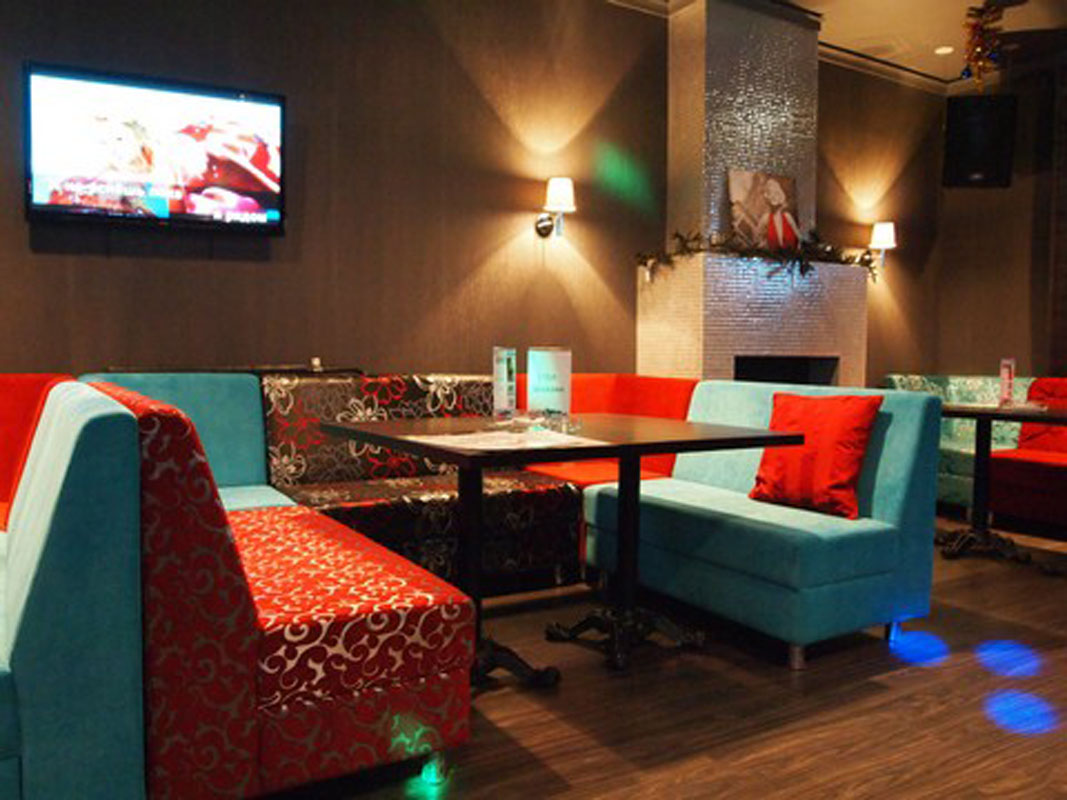 Серебряный зал — банкетный зал Весна Караоке клуб, фото