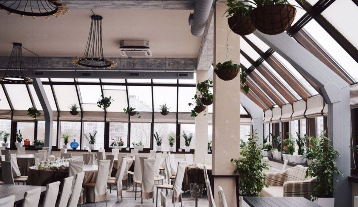 Кафе-чайхана Дюшес — Банкетный зал, фото банкетного зала