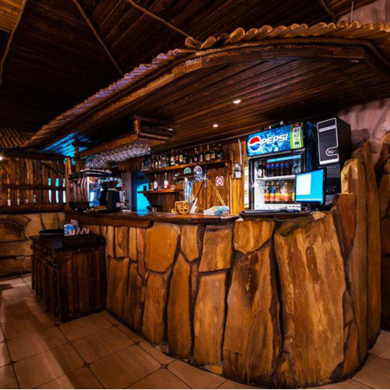 Банкетный зал — Хижина