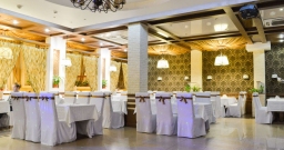 Основной зал