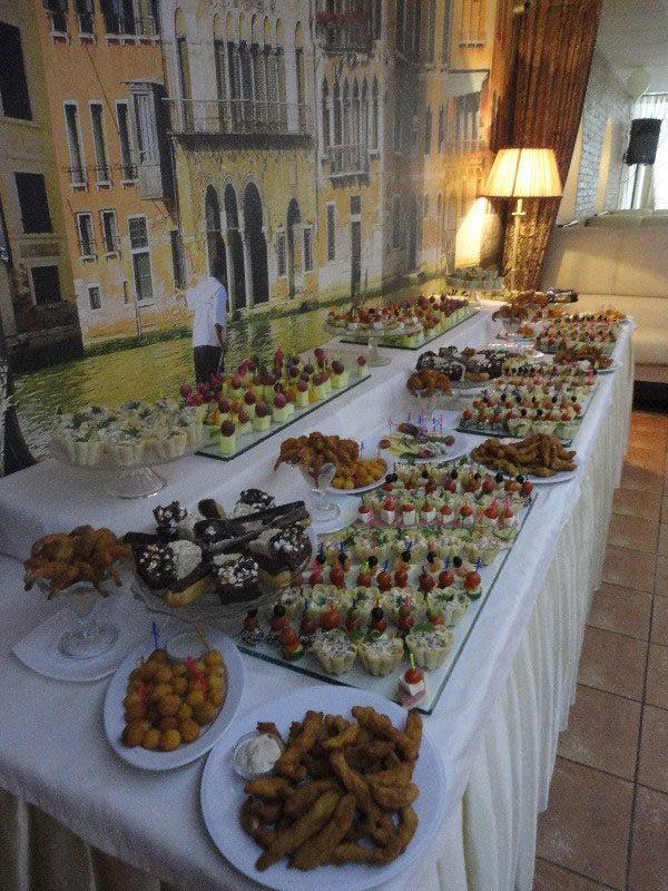 Белый зал — Orange / Оранж