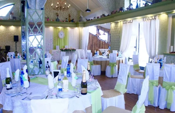 Банкетный зал на 90 человек