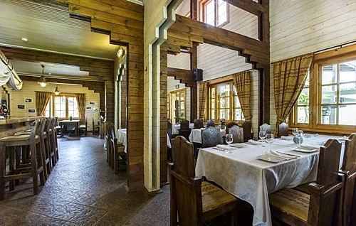 Зал на 60 человек — Ресторан Яхт-клуба Буревестник