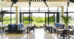 Основной зал — интерьер зала