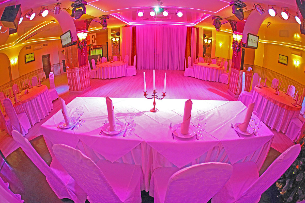 Основной зал — Шоу-холл Релакс