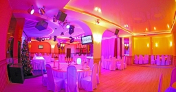 Основной зал