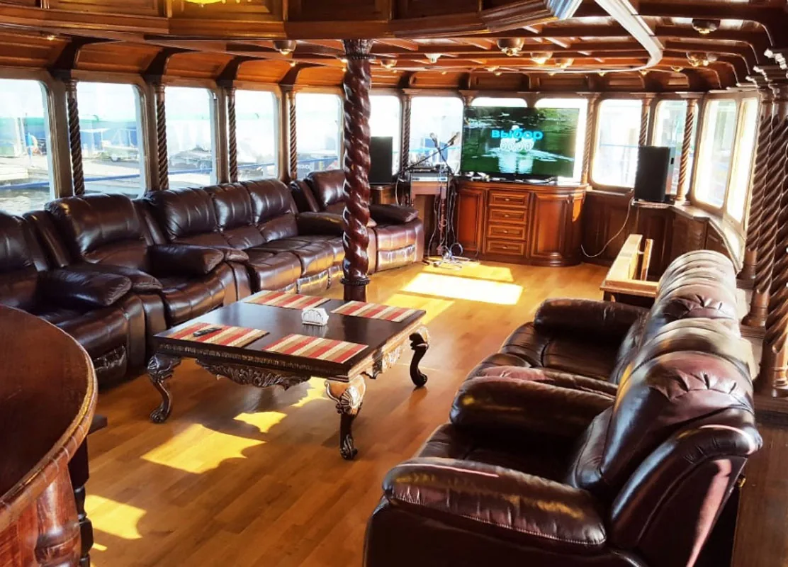 Банкетный зал «Якутин» — банкетный зал Pelican Yacht Club, фото