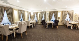 Основной зал