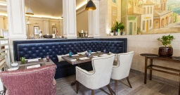 Основной зал — интерьер зала