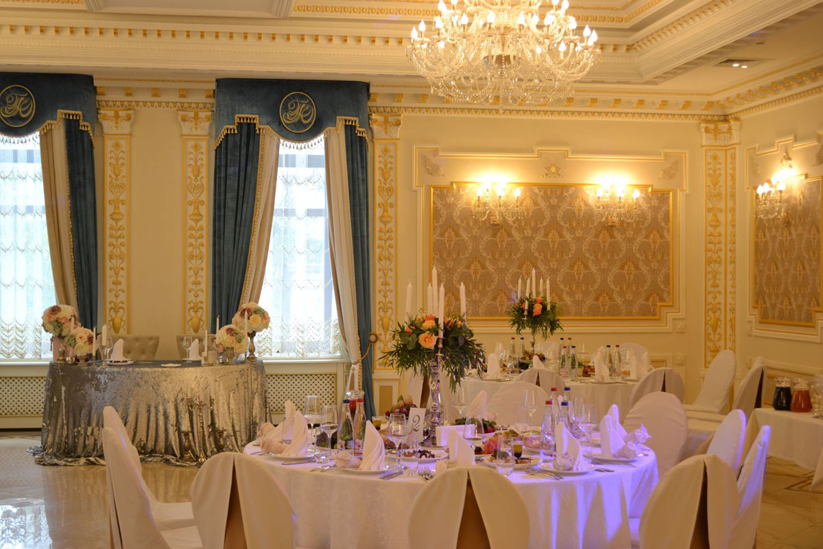 Банкетный зал — Град Южный