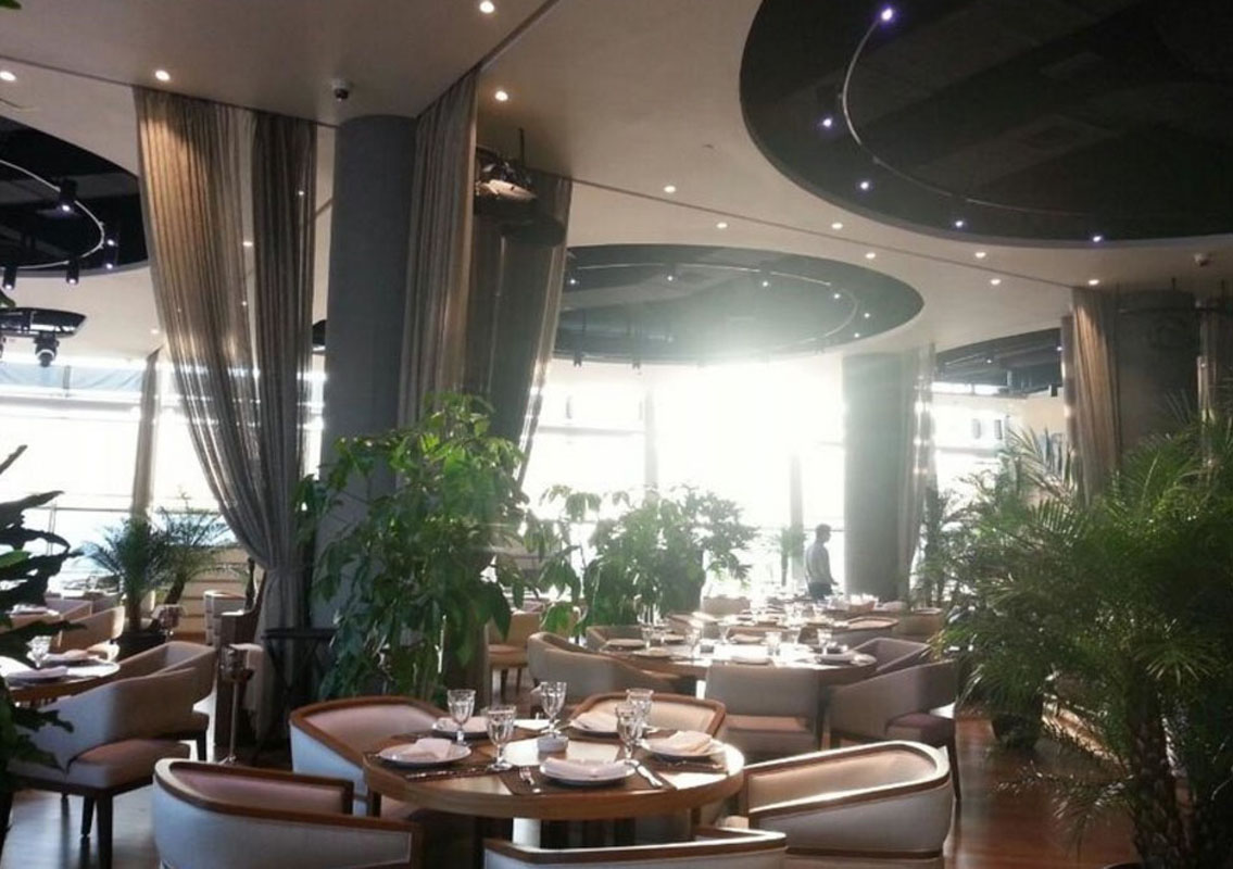 Основной зал — Backstage