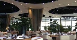 Основной зал — интерьер зала