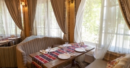 Шале — интерьер зала