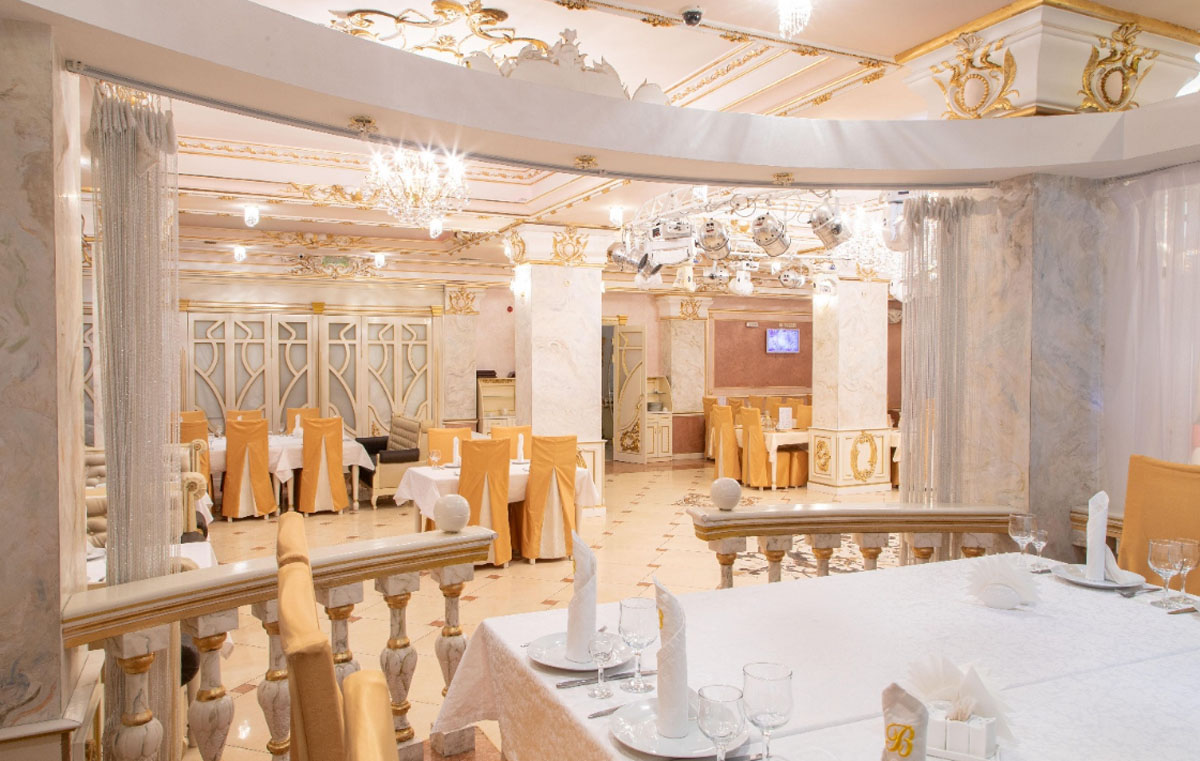 Основной зал — Версаль