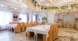 Основной зал — интерьер зала