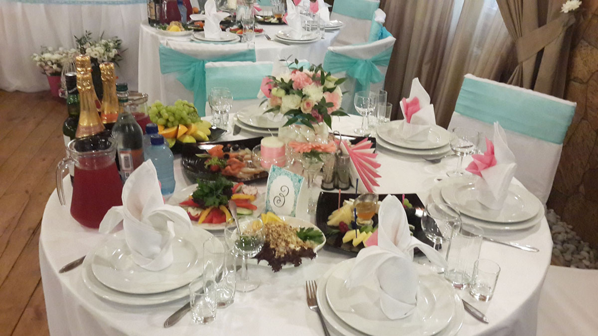 Основной зал — Кафе-клуб Черная жемчужина