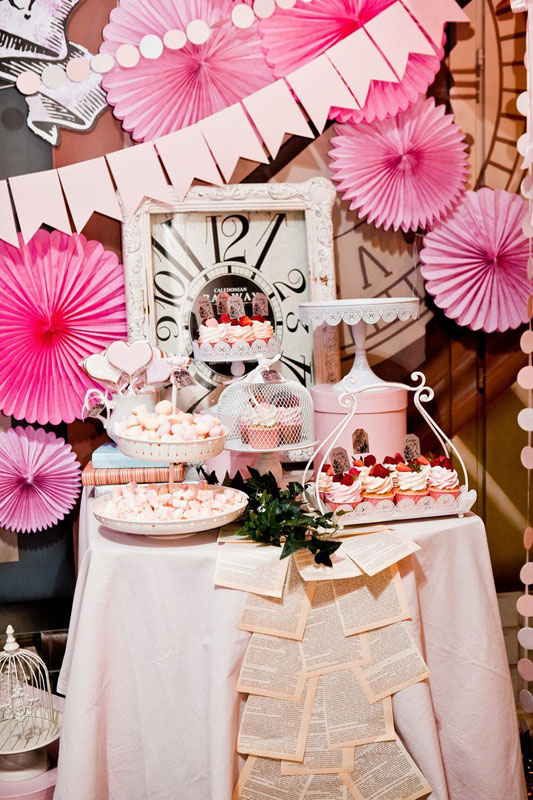 Основной зал — Сэр Кролик