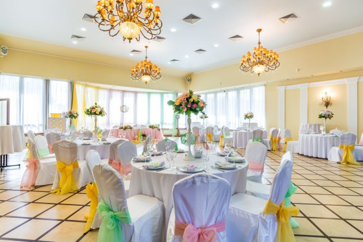 Дворянское гнездо — Банкетный зал, фото банкетного зала