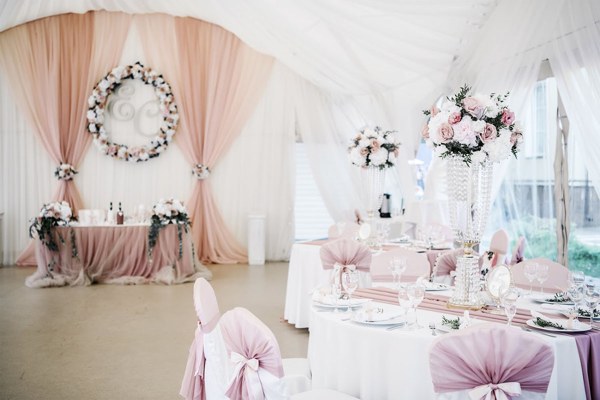 Логотип Дворянское гнездо