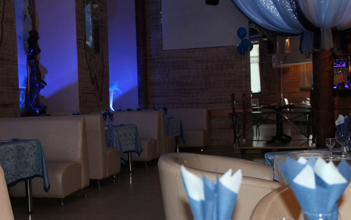 Основной зал — Кафе-бар Академия