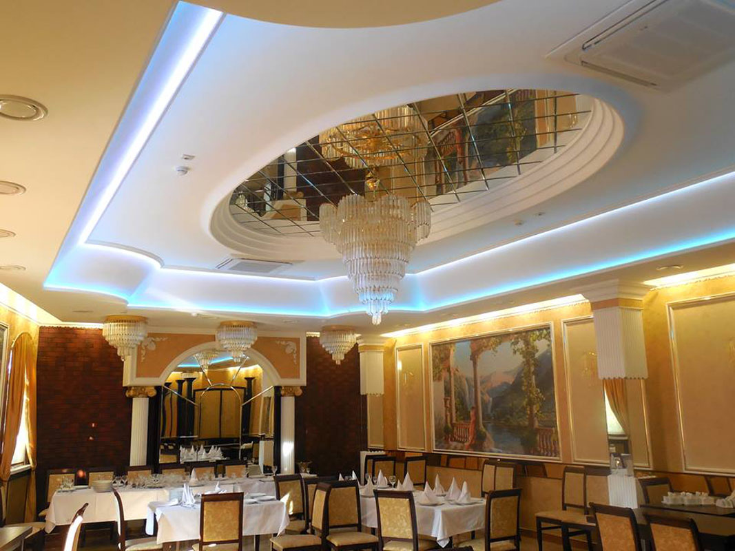 Банкетный зал на 50 человек — фото 3