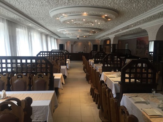 Ели-Пили — банкетный зал