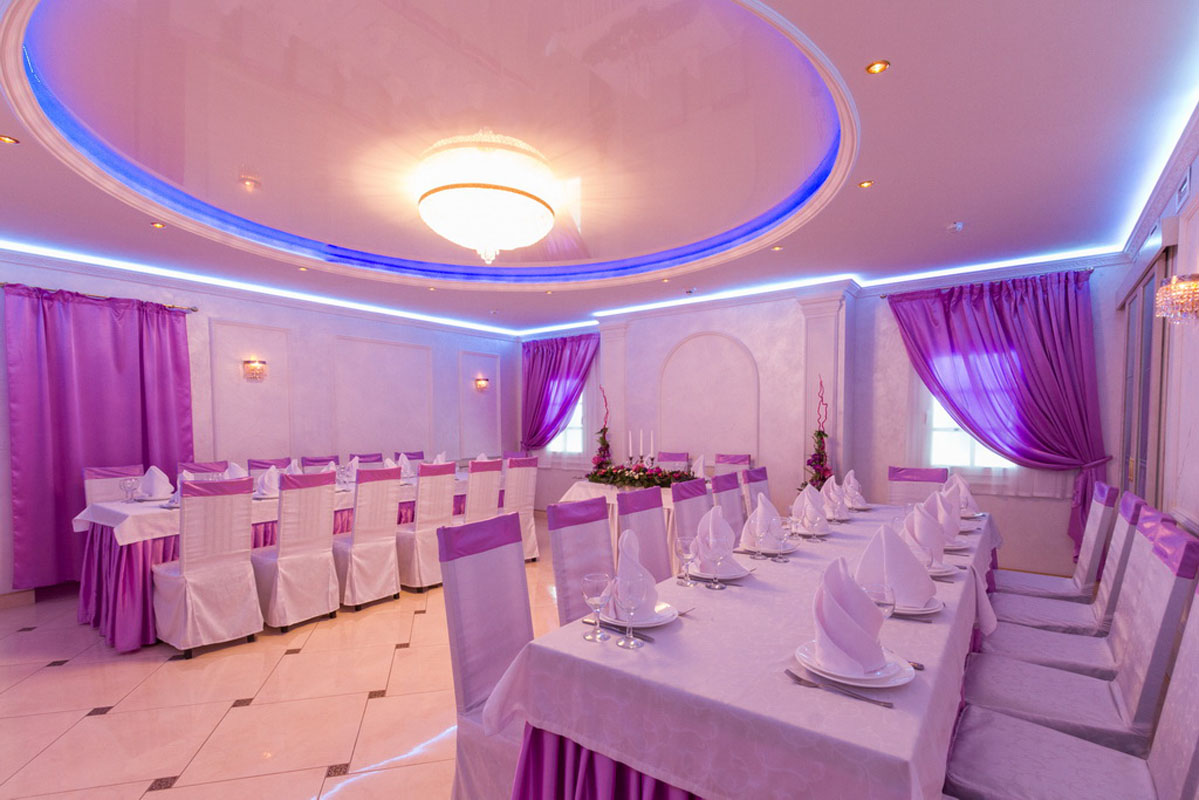 Лиловый зал — Ресторан Оазис